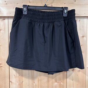 Old Navy Sporty High-Waisted SleekTech Skort - Black - Size Large